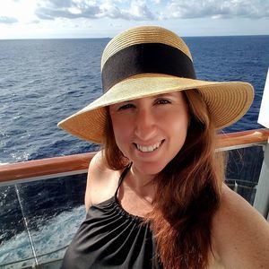 Meet your Posher, Alisha